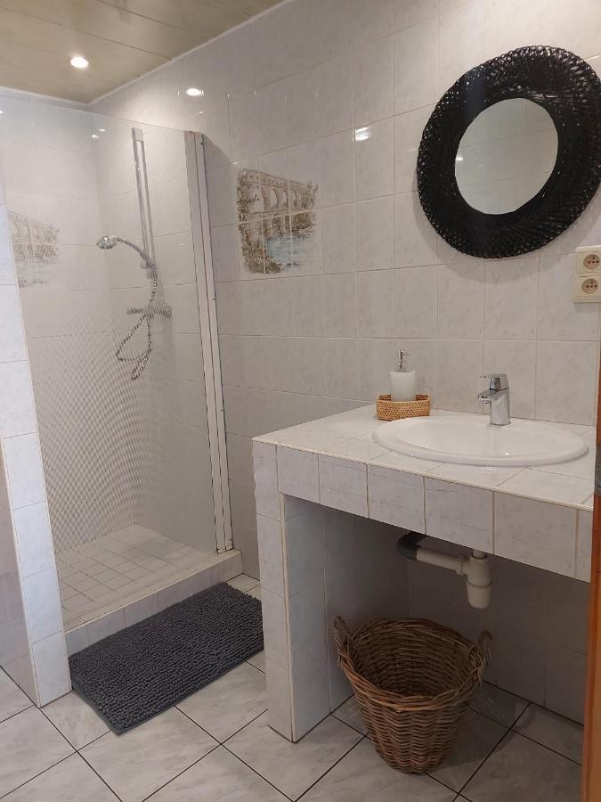 Appartement Rdc Plein Centre Avec Terrasse Visé المظهر الخارجي الصورة