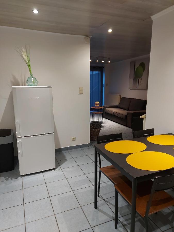 Appartement Rdc Plein Centre Avec Terrasse Visé المظهر الخارجي الصورة